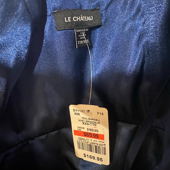 Formal Dress - Picture 3 of 4